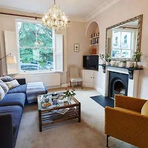 Southcot Place, With Garden Bath
